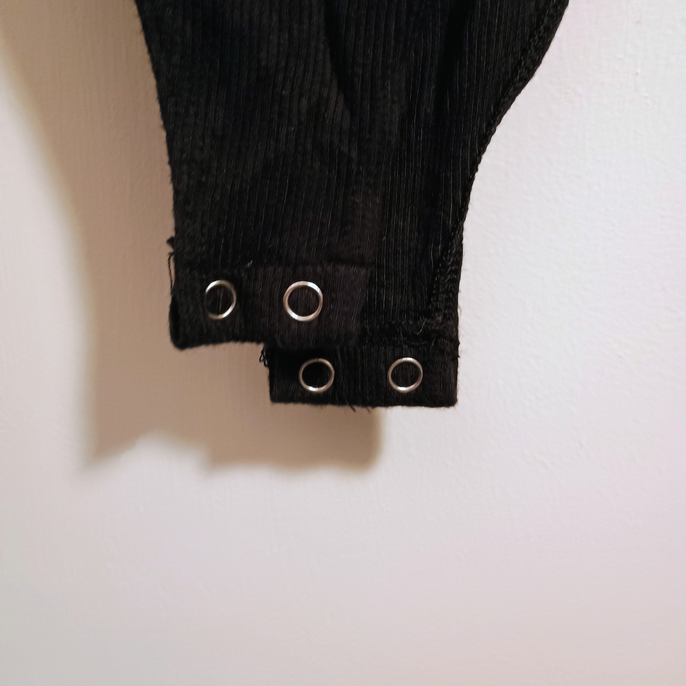 Forever 21 Classic Black Bodysuit - Picture 3 of 4